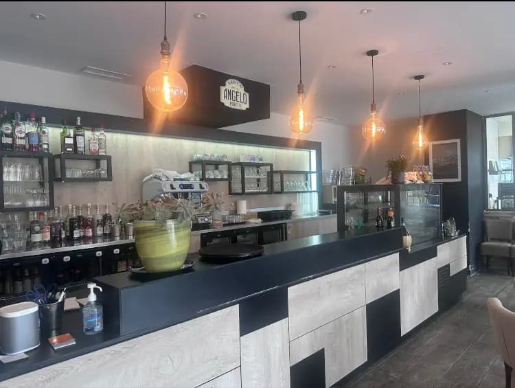 La salle du restaurant Tortello.